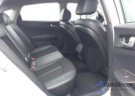 2019 Kia Optima S z USA, uszkodzony, nr VIN 5XXGT4L34KG309524